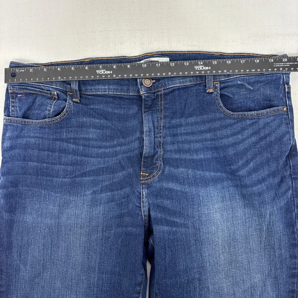 Tommy Hilfiger Men's Straight Dark Wash Jeans Size 40x30 Stretch Whiskered‎